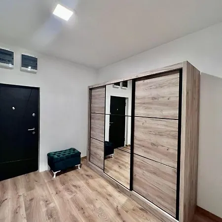 Апартаменты Hugo Bianca Lux *