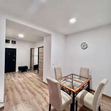 Hugo Bianca Lux Apartamento