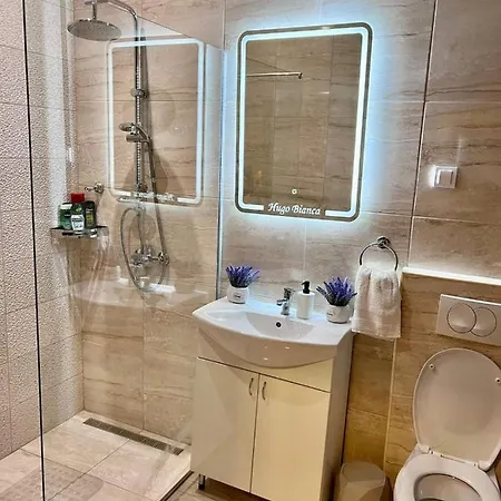 Hugo Bianca Lux Apartamento Belgrado