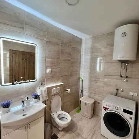 Hugo Bianca Lux Apartamento Belgrado